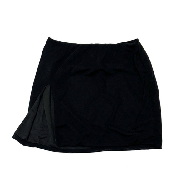 Princess Polly Dresses & Skirts - NWT Princess Polly mini skirt Bold Move black size 0 NEW